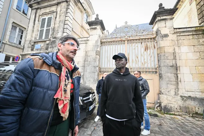 Investissement : Sadio Mané s’offre un hôtel à Bourges