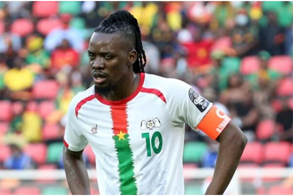 L’adversaire – Bertrand Traoré et 5 autres joueurs déclarés forfait : C’est l’hécatombe chez les Etalons du Burkina