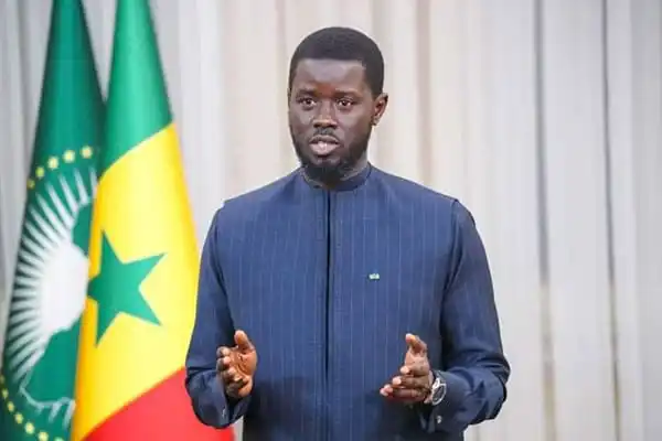 Le Président Diomaye face à la presse : radioscopie d’un discours