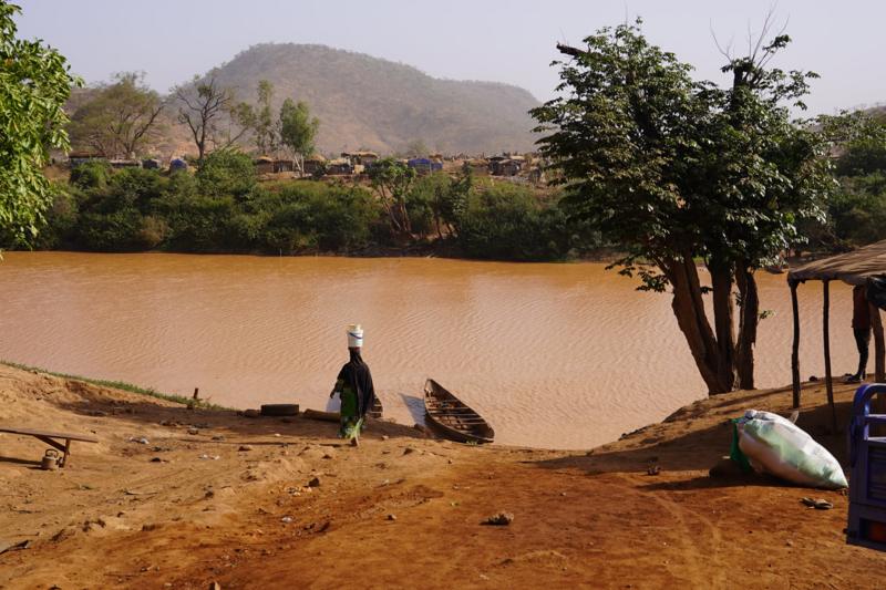 Gold Mining around the Falémé: Water, a Source of Tension