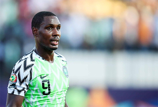 COULISSES AVANT-CAN