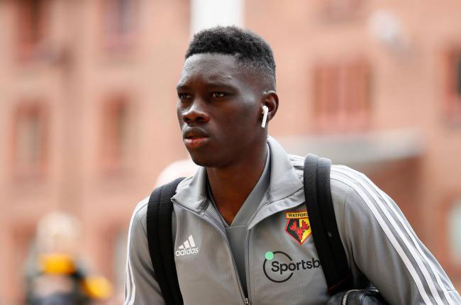 OM – Poussé vers la sortie : Izo Sarr déjà ciblé par deux clubs anglais