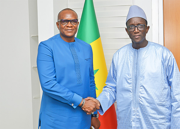Passation – Nouveau ministre des Sports : Lat Diop promet «de tout mettre en œuvre pour réussir cette mission»