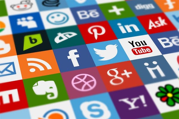 Socialisation de l’espace public et influence des médias et réseaux sociaux sur la démocratie : le cas du Sénégal