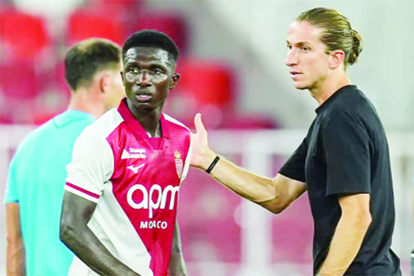 Liverpool – A two-midfielder shortlist: Lamine Camara in the frame for the winter transfer window