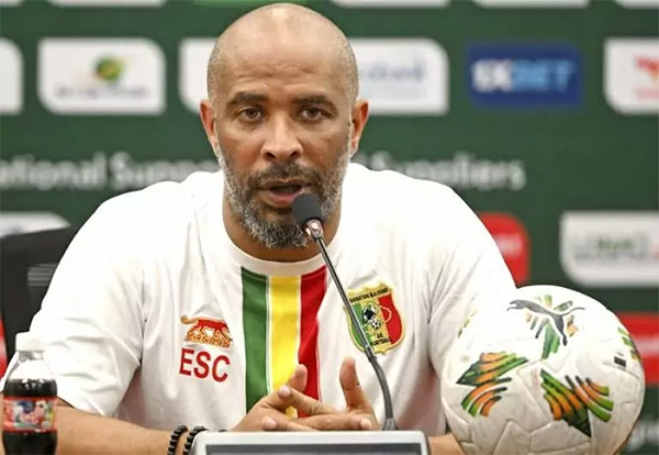 Nigeria Eric Chelle dévoile deux listes… sans Osimhen !